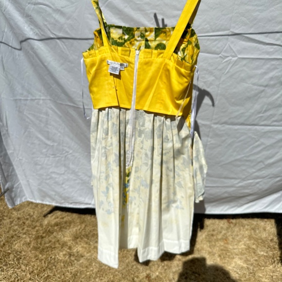 Maggy London yellow floral sleeveless dress size 8.NWT - Picture 8 of 9